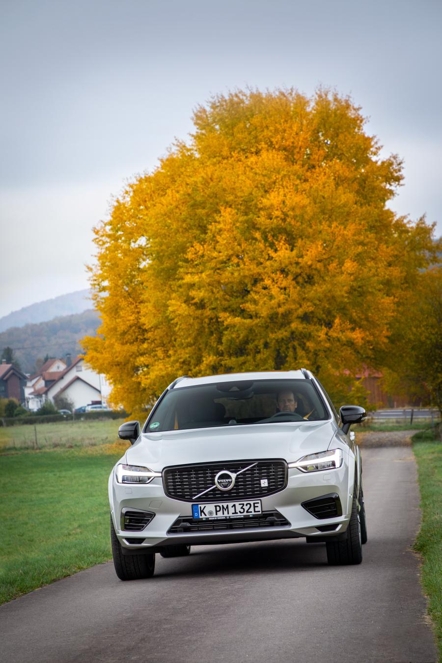  Volvo XC60 T8 Polestar Engineered 2019 года  (WW) (фото 3 из 12)